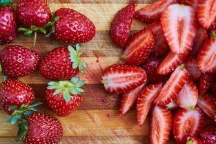 草莓出现滞销,芒果卖不出去,农产品销售难是怎么出现的 何解